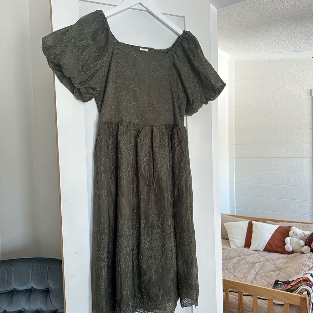 Elegant Olive Green Puff Sleeve Dress
